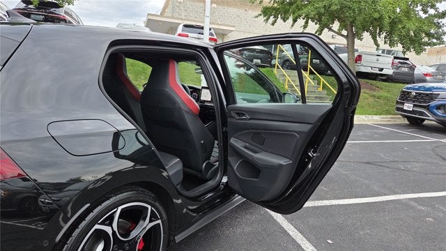 2026 Volkswagen Golf GTI Autobahn