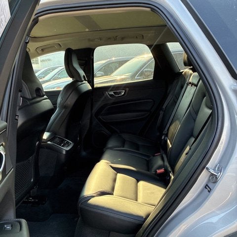 2022 Volvo XC60 Inscription - Photo 10