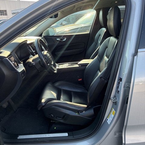 2022 Volvo XC60 Inscription - Photo 7